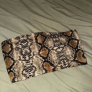 SNAKE TUBE TOP